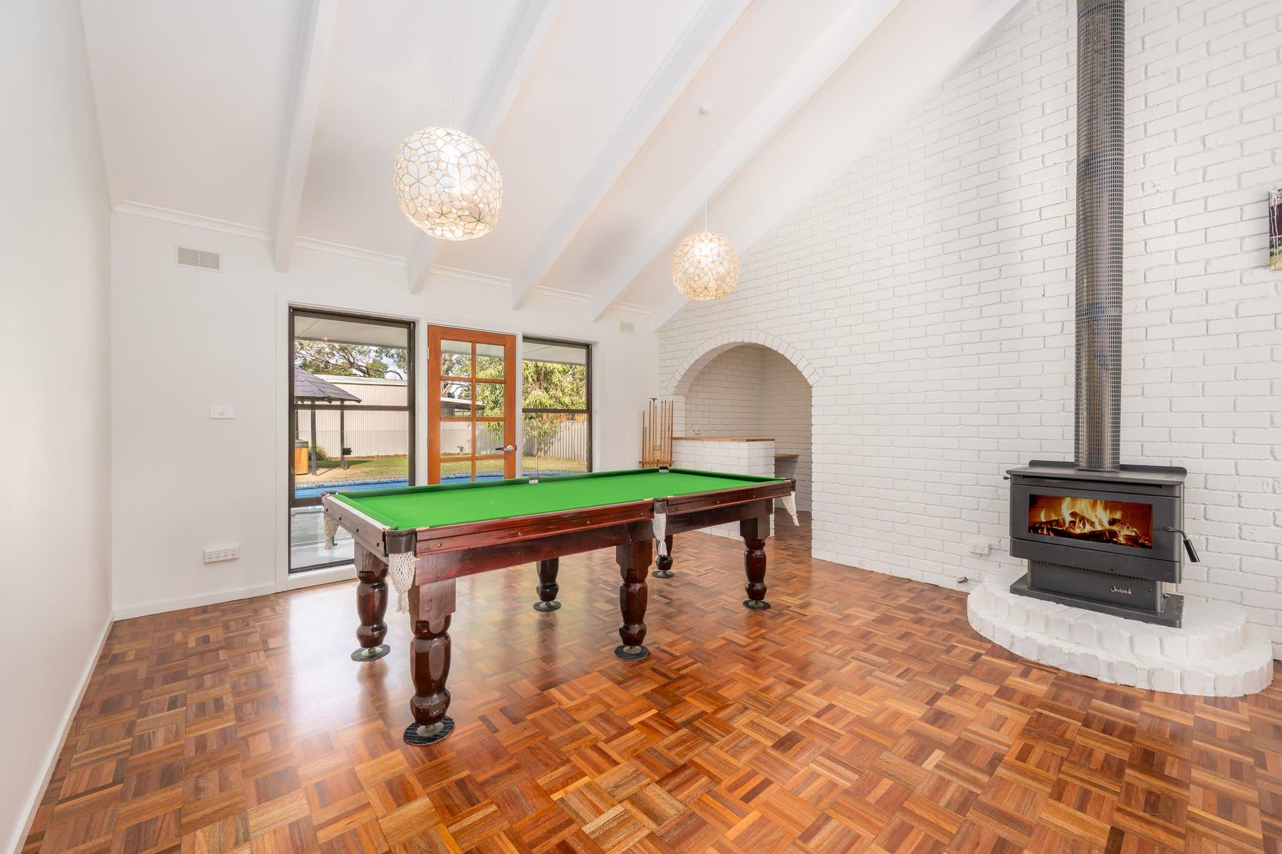 105 Laws Drive, Kialla, photo 5 of 10