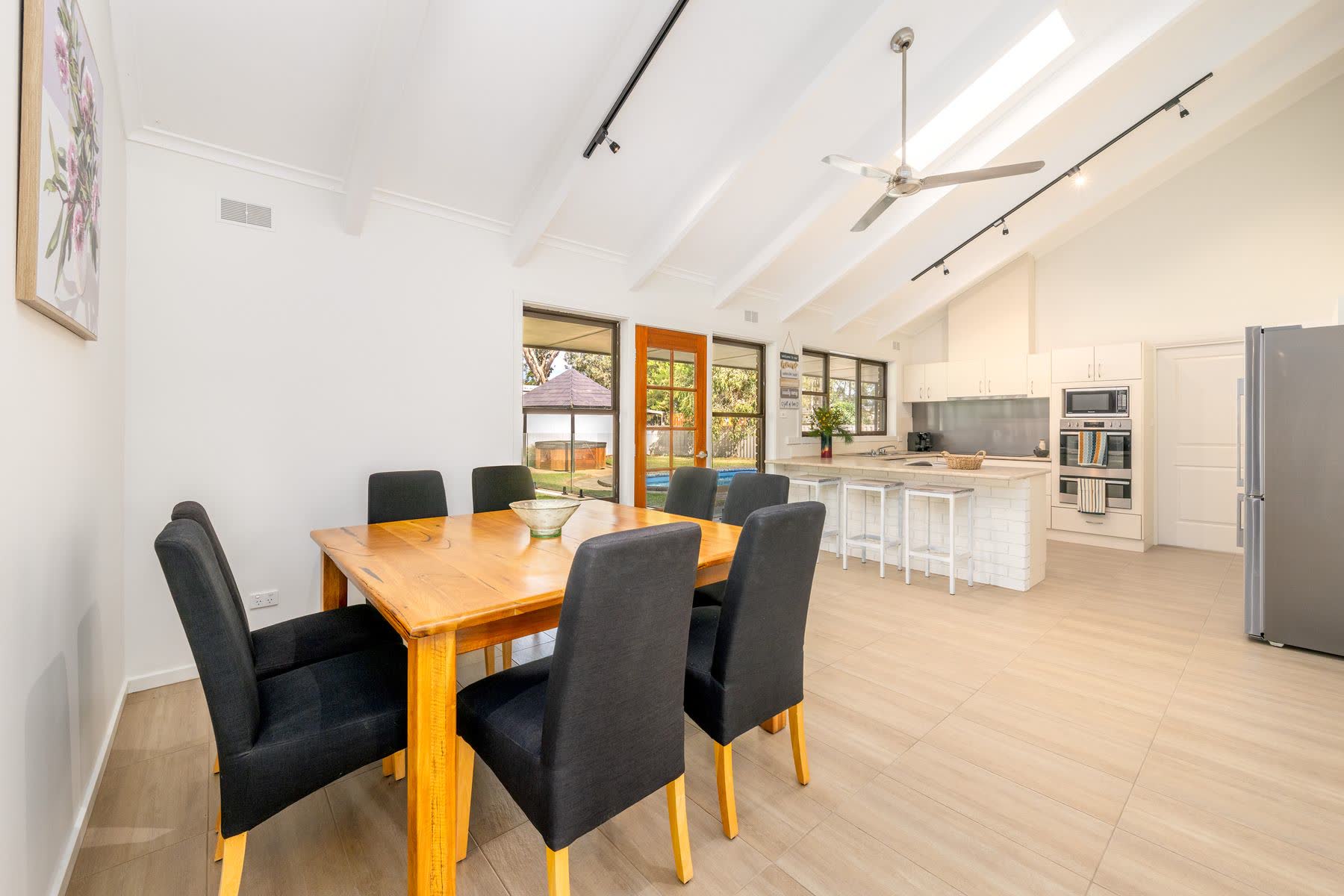 105 Laws Drive, Kialla, photo 8 of 10