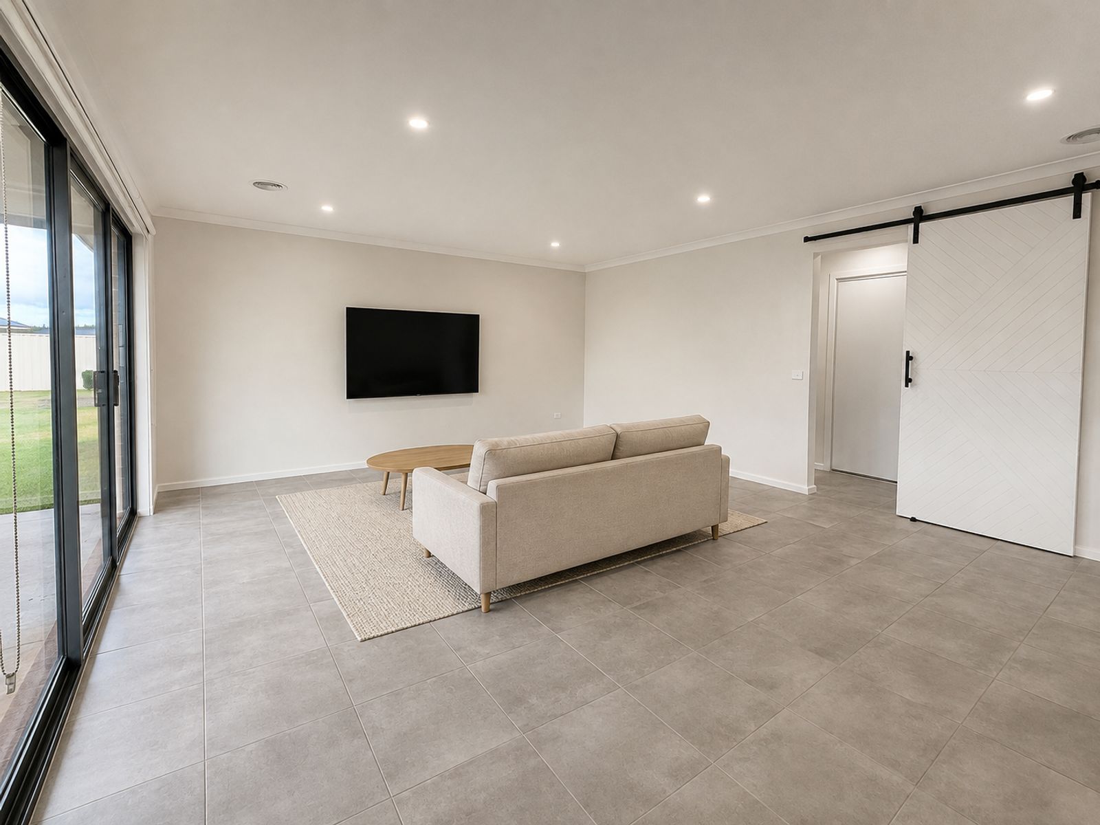 12 Feather Drive, Mooroopna, photo 6 of 10