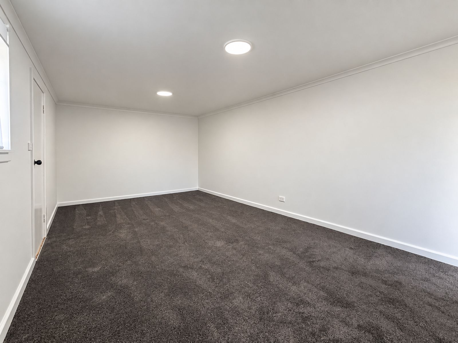 176 Hayes Street, Shepparton, photo 3 of 15