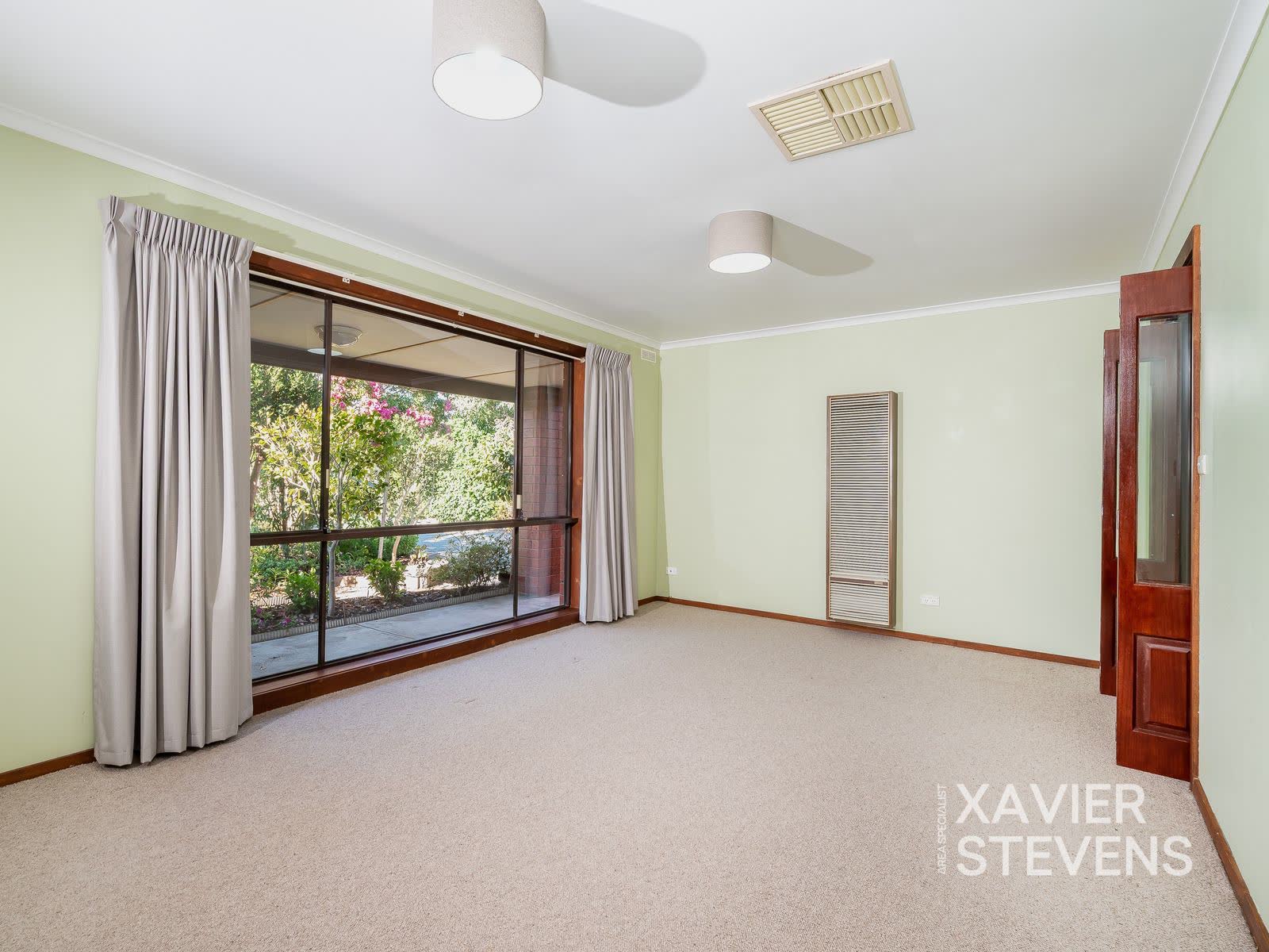 22 Furphy Avenue, Kialla, photo 9 of 10