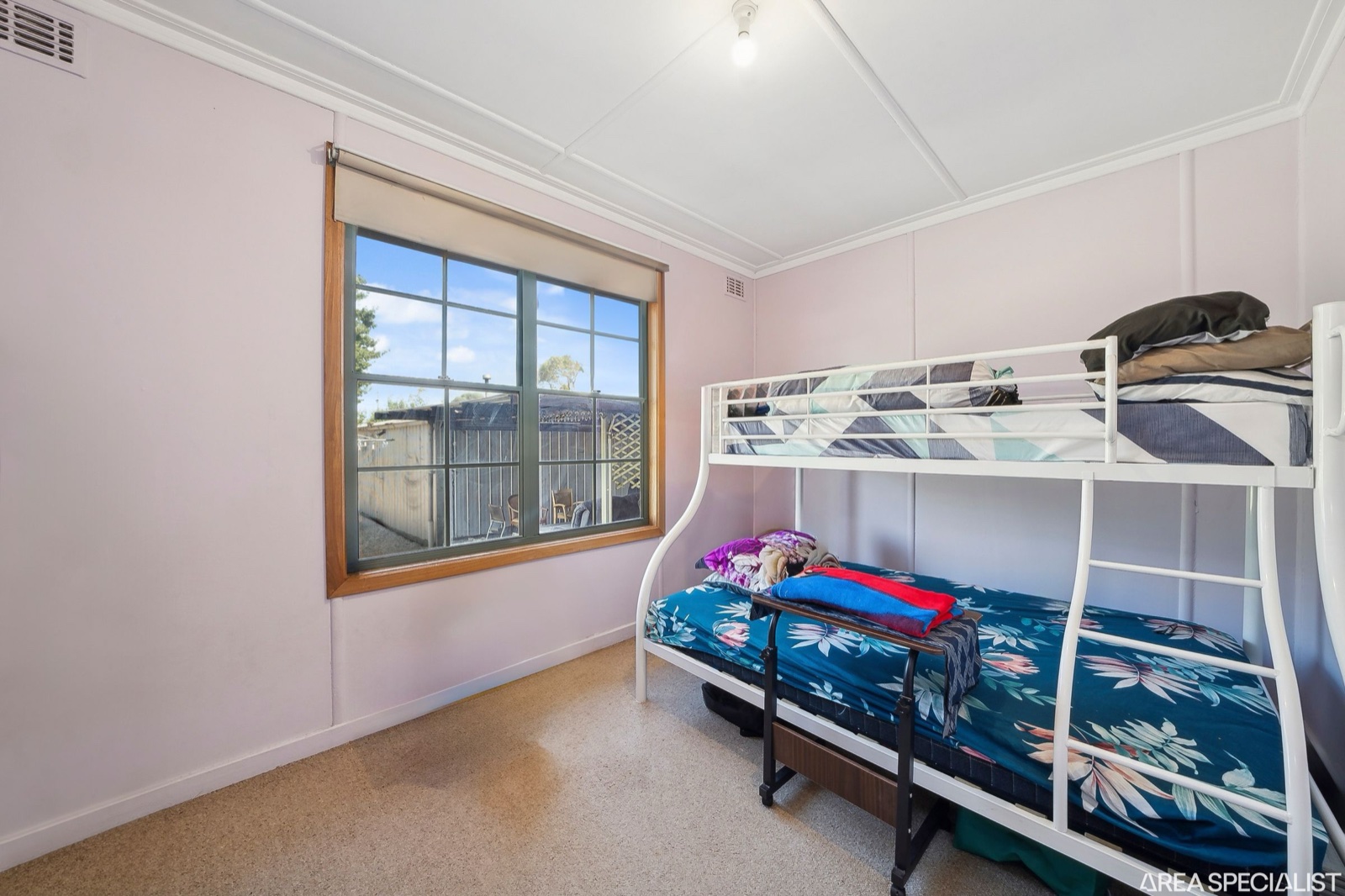 32 Halpin Crescent, Shepparton, photo 7 of 15