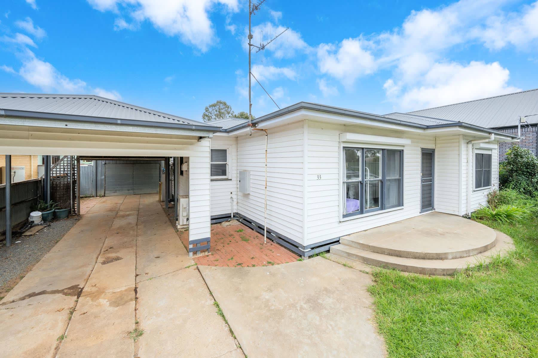 33 Echuca Road, Mooroopna, photo 2 of 10