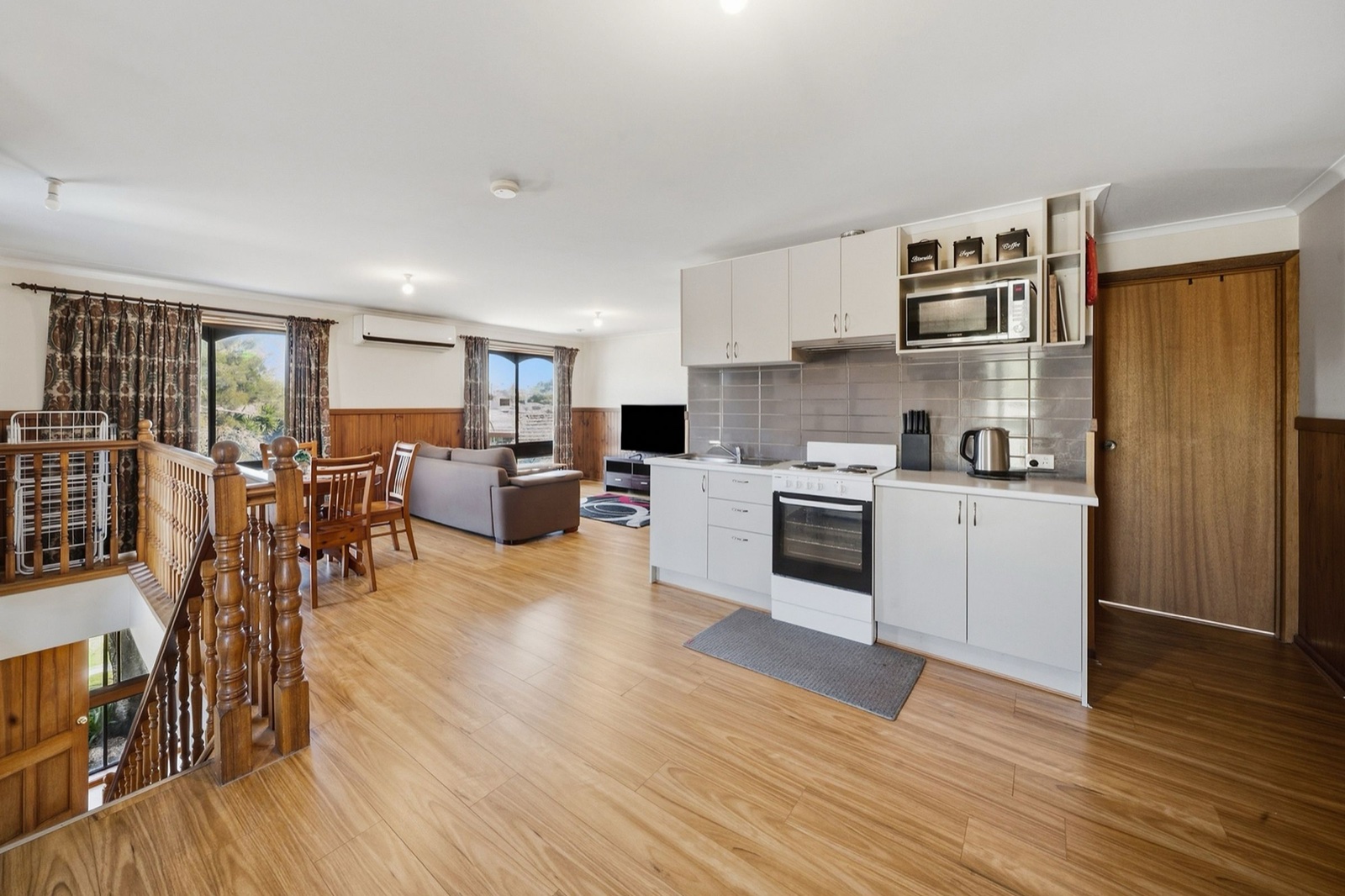 4 Brook Court, Mooroopna, photo 3 of 15