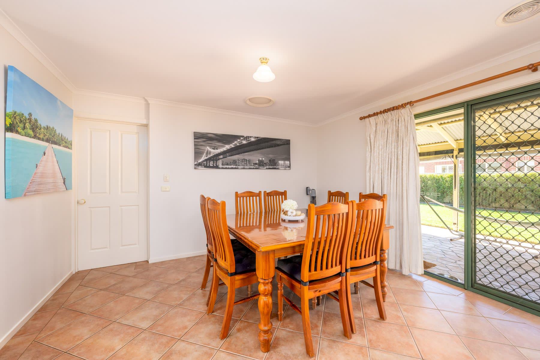 50 Pell Crescent, Mooroopna, photo 5 of 10