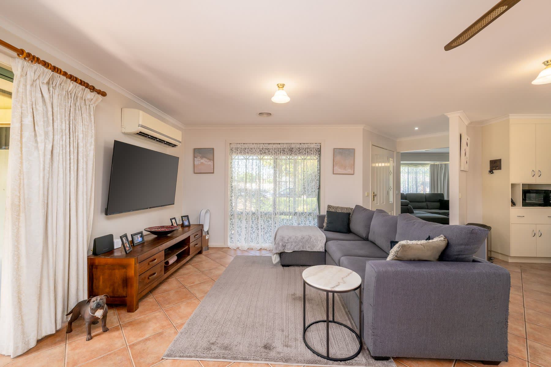 50 Pell Crescent, Mooroopna, photo 6 of 10