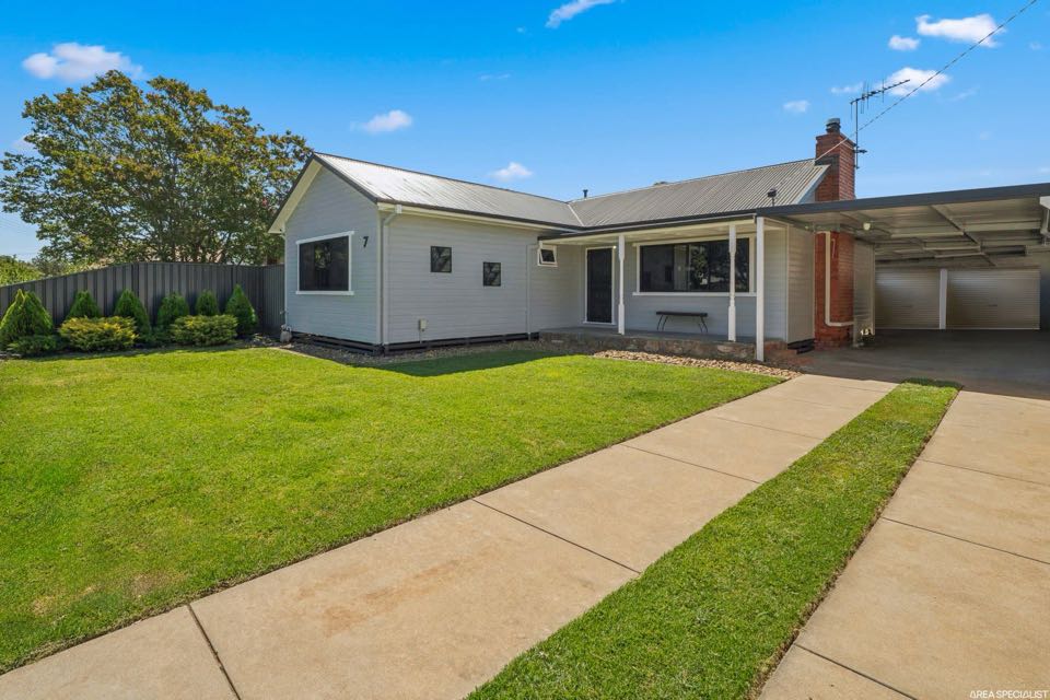 7 Mary Street, Shepparton, photo 1 of 10