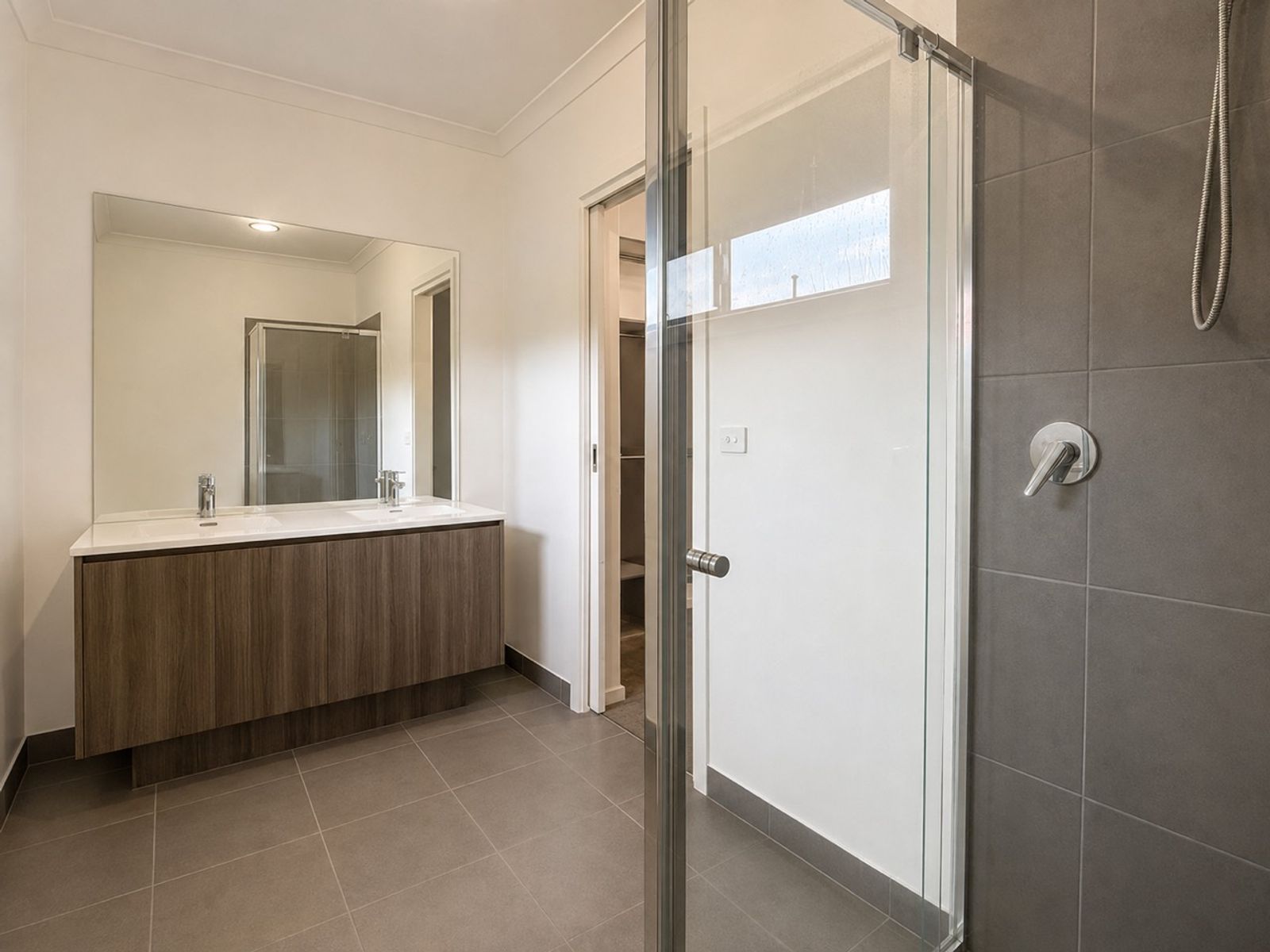 8 Beek Street, Katamatite, photo 8 of 10