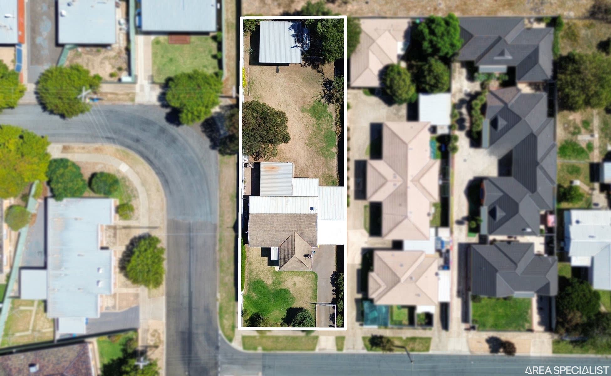 8 Dans Street, Shepparton, photo 3 of 10